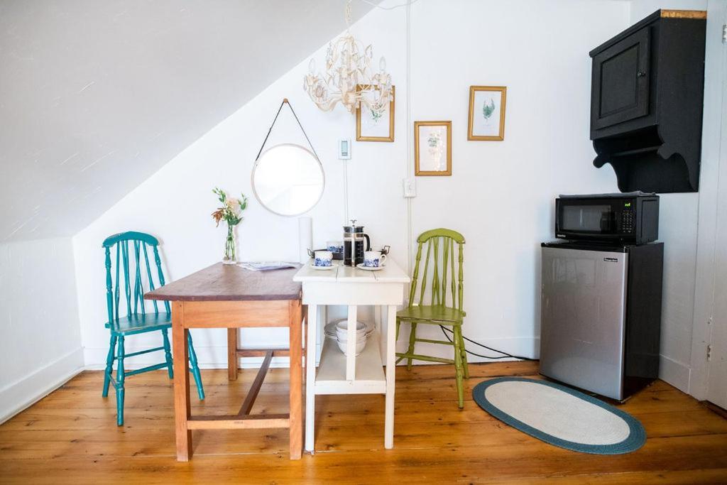 Craftsbury Farmhouse エクステリア 写真