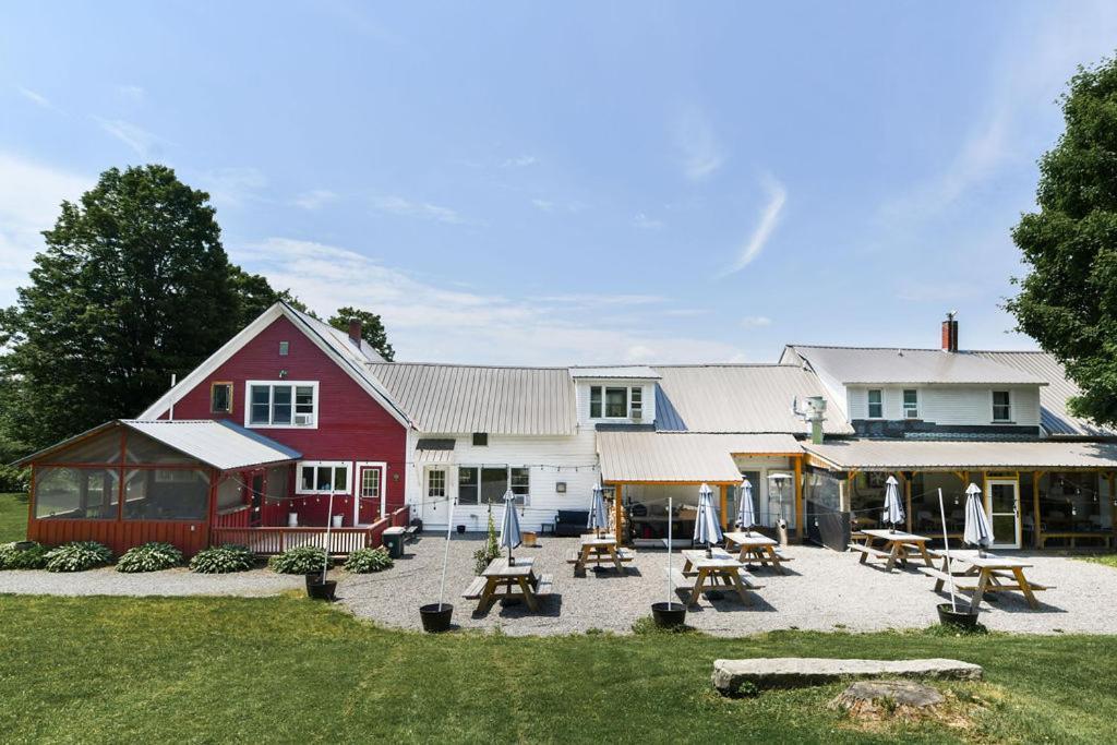 Craftsbury Farmhouse エクステリア 写真