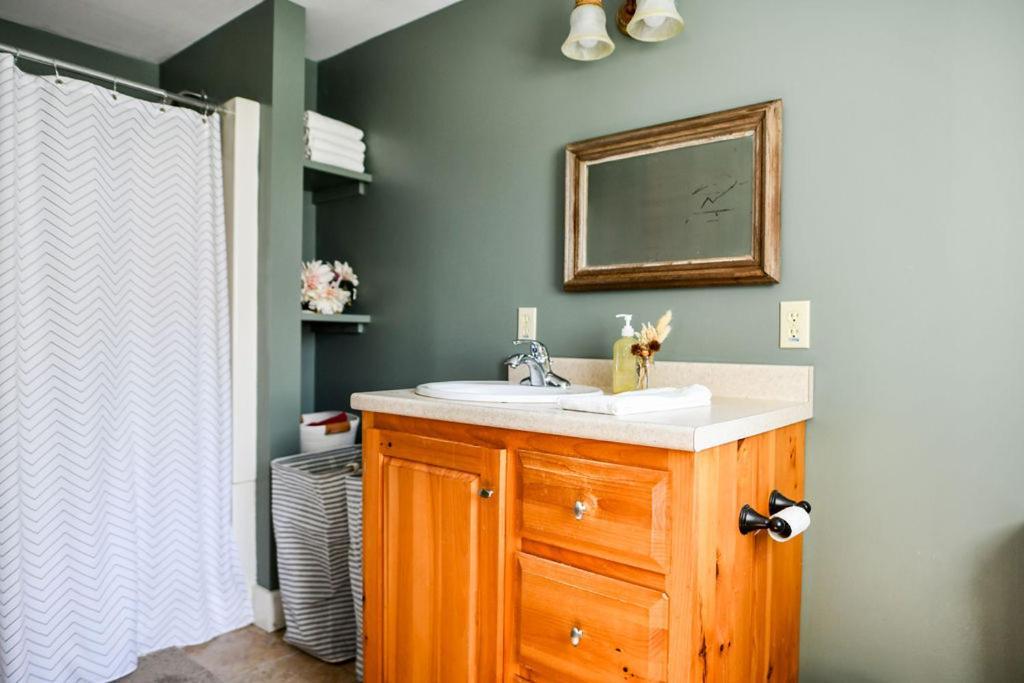 Craftsbury Farmhouse エクステリア 写真